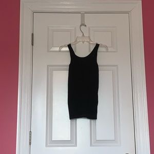 Bundle of 2 tank tops